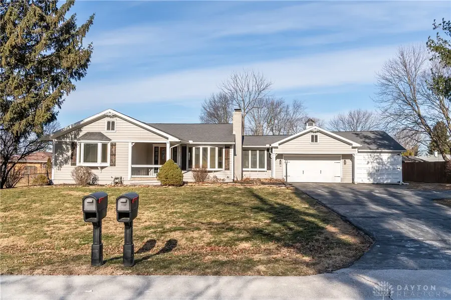 250 Helen Avenue, Xenia Township, OH 45385 - #2