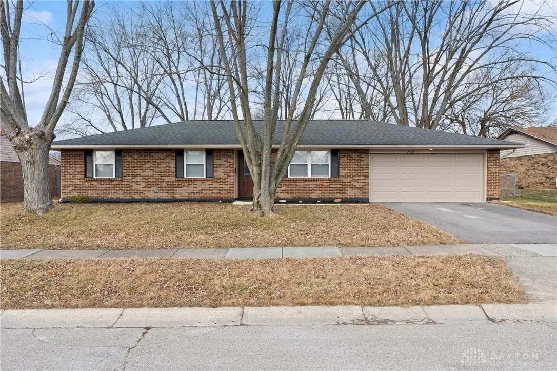 7049 Pineview Drive, Dayton, OH 45424 - Image #1