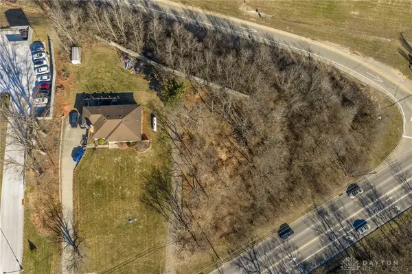 704 W Galbraith Road, Springfield Twp, OH 45231