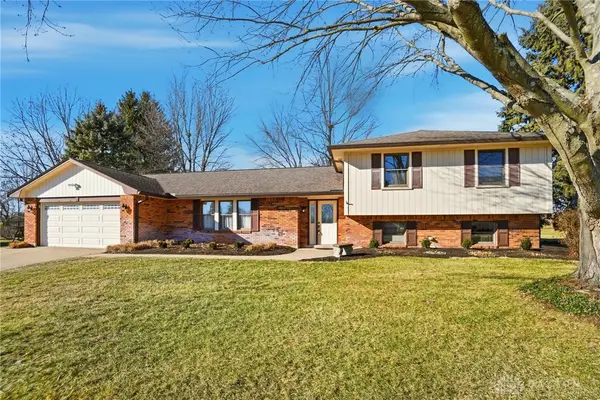 205 Elmwood Place, Dayton, OH 45440