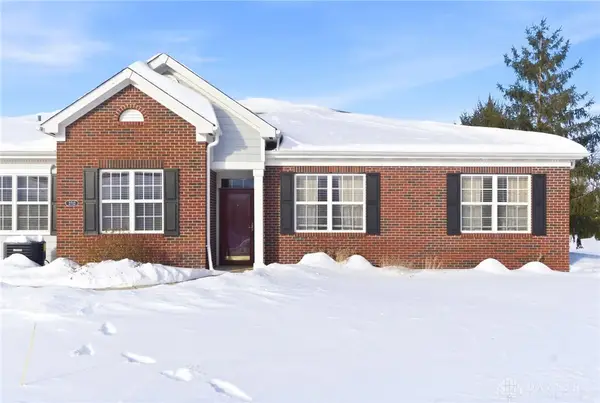 2712 Cedarbrook Way, Beavercreek, OH 45431