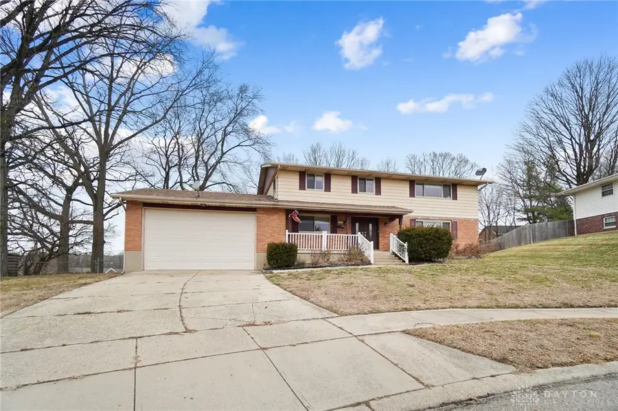 1221 Harmony Lane, Fairborn, OH 45324 - #2