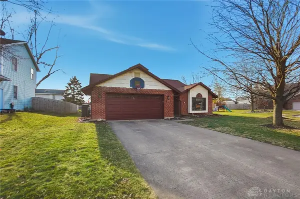 1210 Charleston Court, Troy, OH 45373