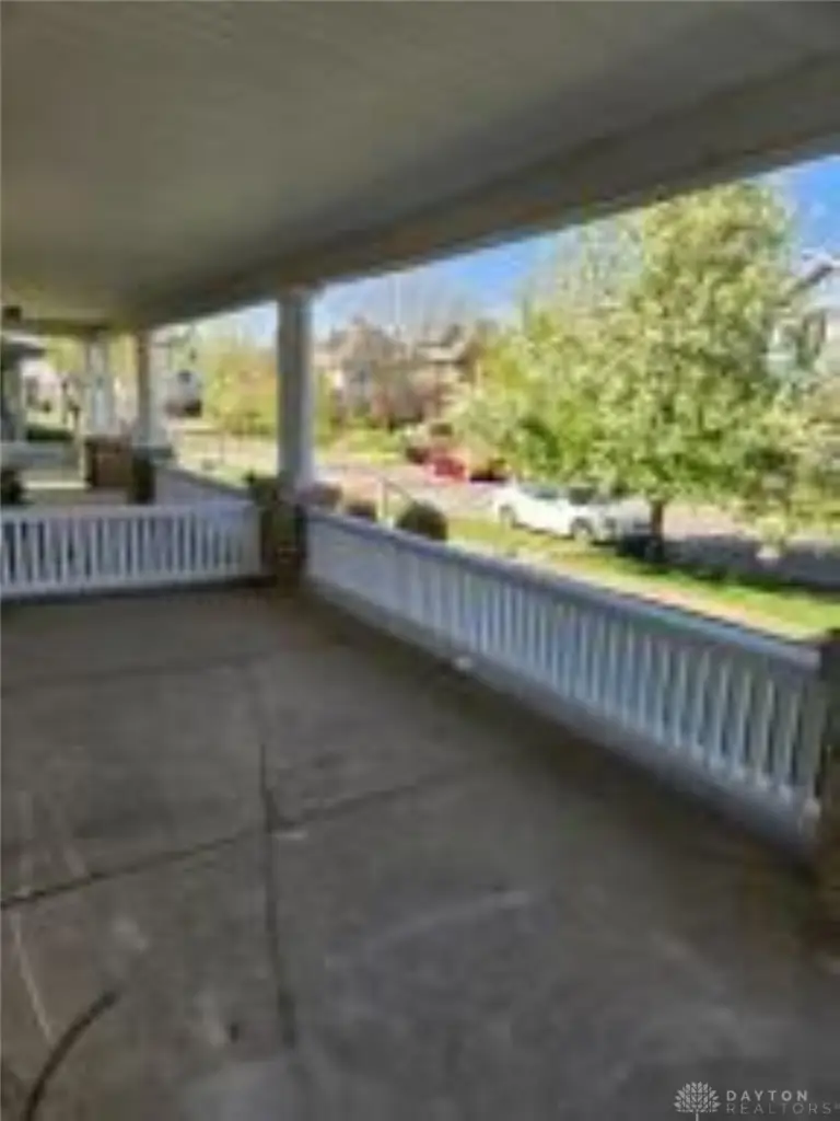 250 S Douglas Avenue, Springfield, OH 45505 - #2