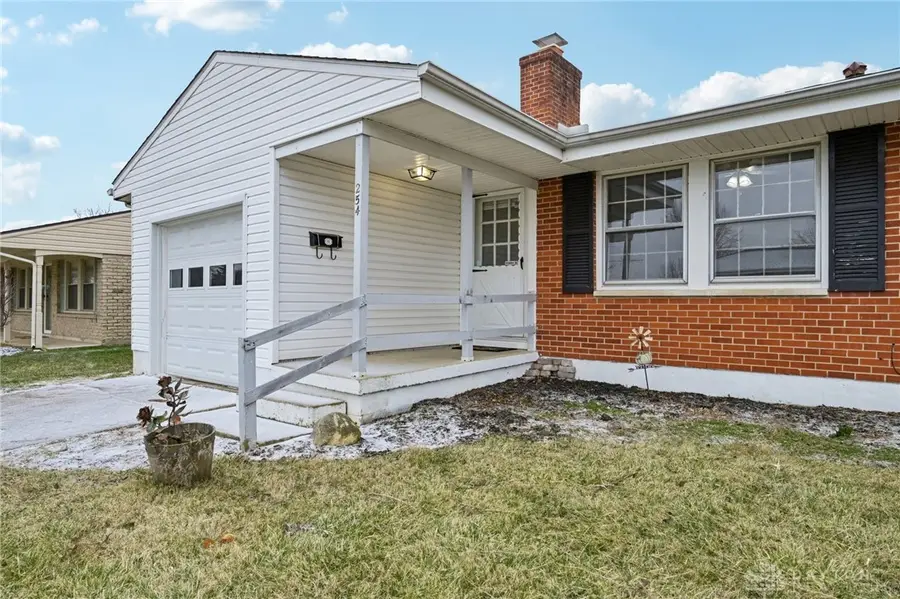 254 Amsterdam Drive, Xenia, OH 45385 - #3