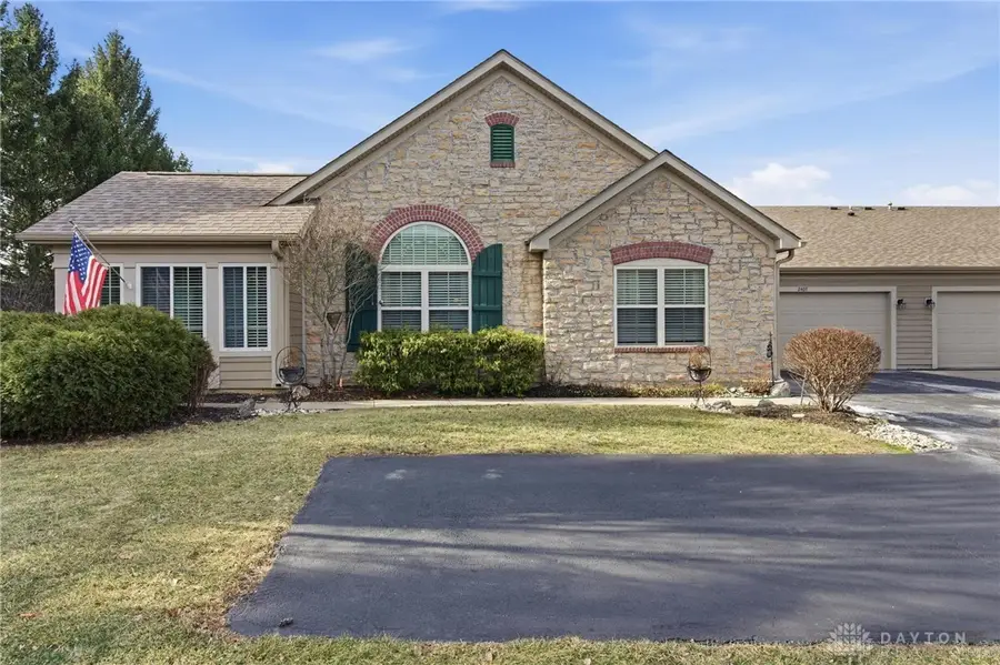 2407 Locust Hill Boulevard, Beavercreek, OH 45431 - Image #2