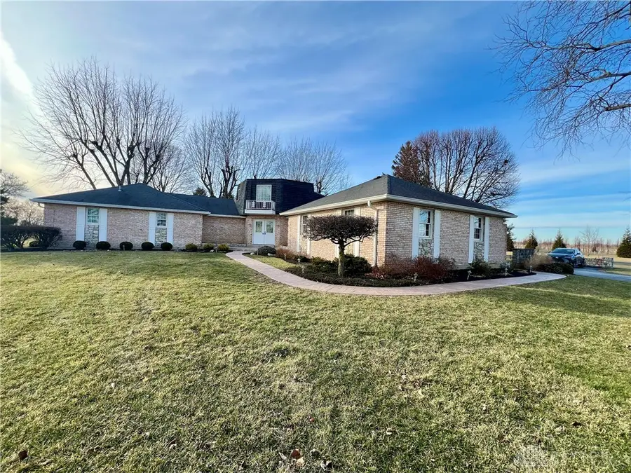 10707 Brookville Phillipsburg Road, Brookville, OH 45309 - Image #2