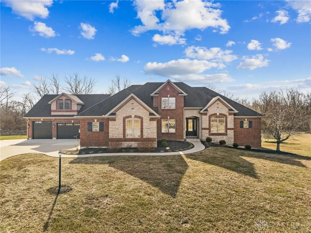 8428 Erickson Court, Waynesville, OH 45068 - Image #1