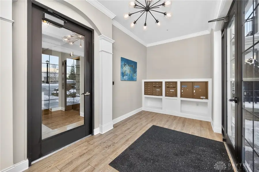 220 Vintage Club Drive #104, Cincinnati, OH 45249 - Image #3