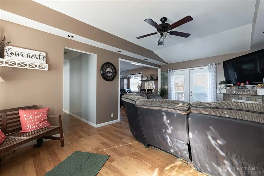 1316 Middletown Eaton Road, Middletown, OH 45042 - Image #2