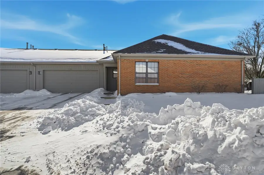 2711 Allister Circle, Miamisburg, OH 45342 - Image #2