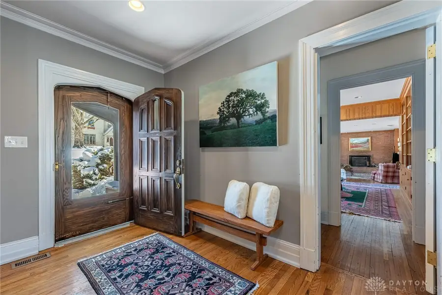 31 Walnut Lane, Oakwood, OH 45419 - Image #2