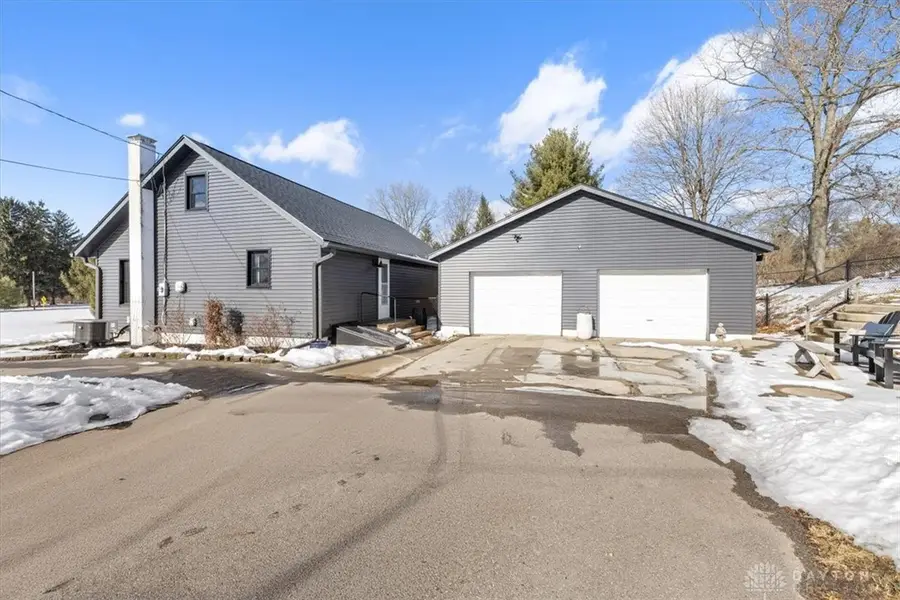 366 N Hampton Road, Springfield, OH 45504 - #3