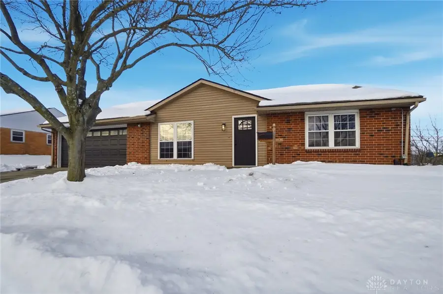 810 Browning Avenue, Englewood, OH 45322 - Image #2