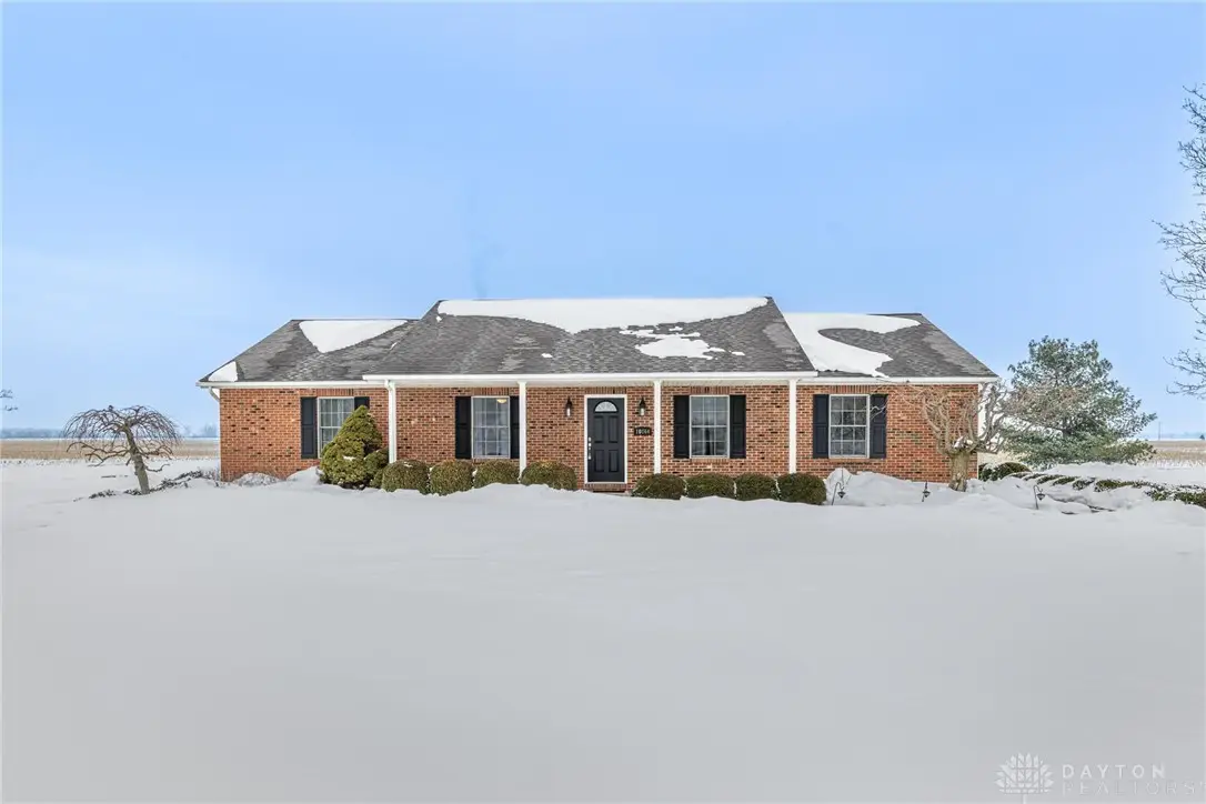 10866 NW Marchant Luttrell Road, Sabina, OH 45169 - Image #1