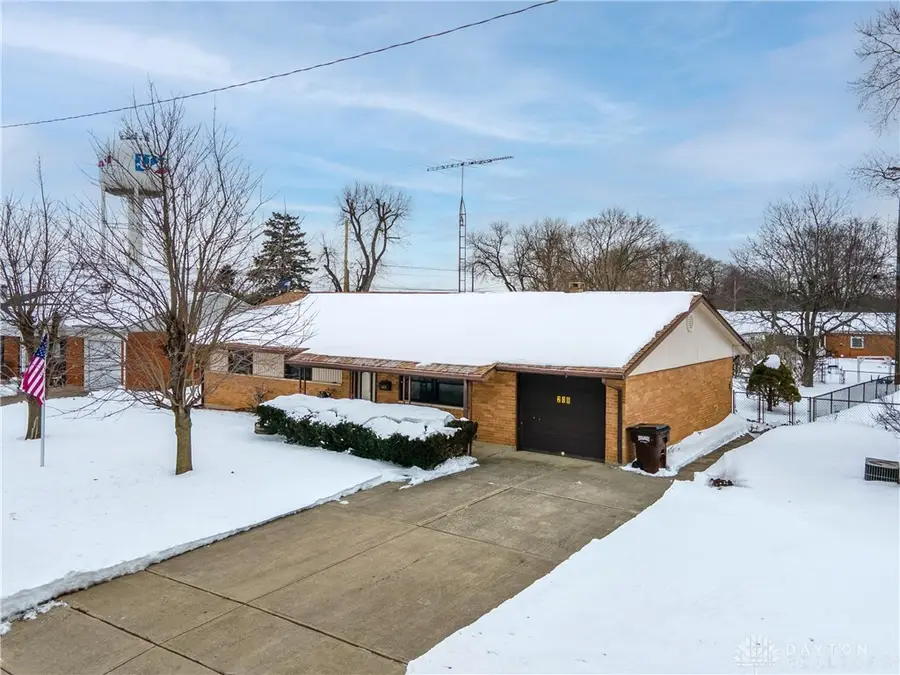 208 Shaw Road, Englewood, OH 45322 - Image #3