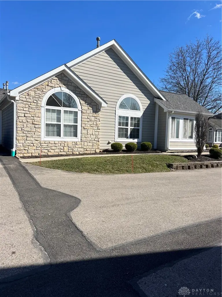 4606 Cobblestone Drive, Tipp City, OH 45371 - #2