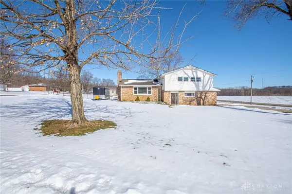 9500 Arnett Drive, New Paris, OH 45347