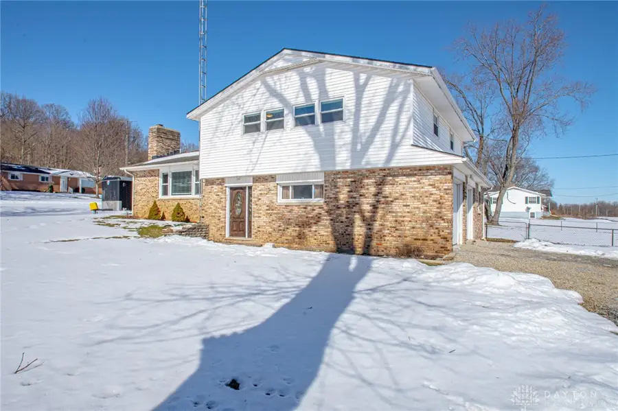 9500 Arnett Drive, New Paris, OH 45347 - #2