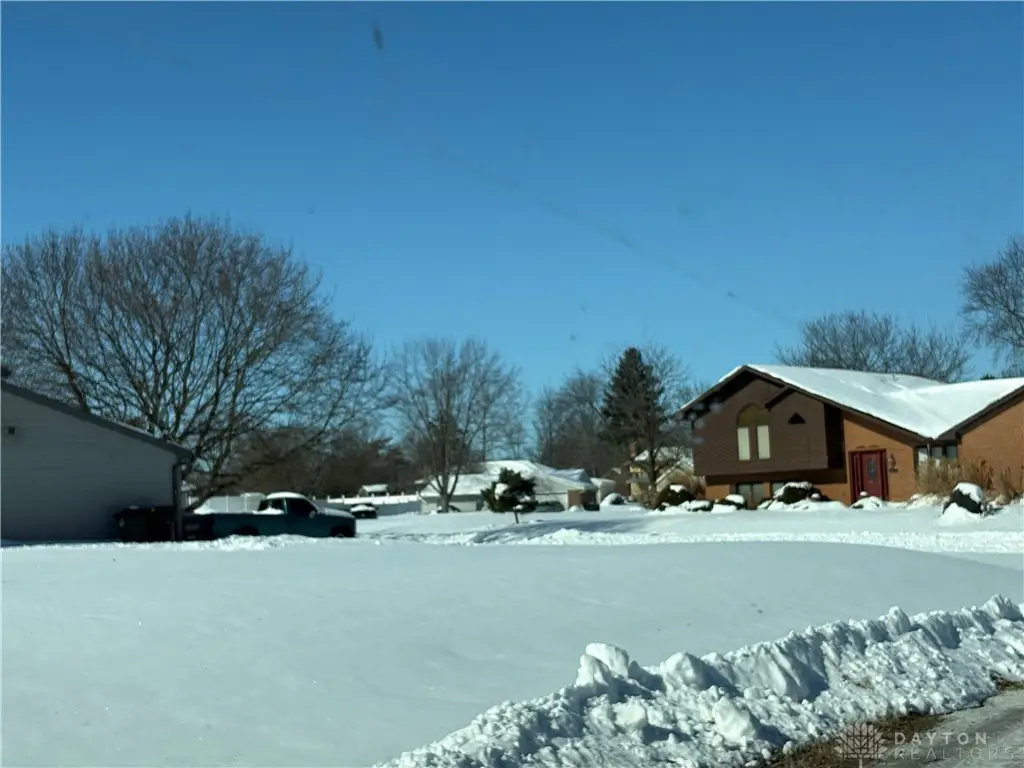 7540 Tuscola Drive, Dayton, OH 45426 - Image #1