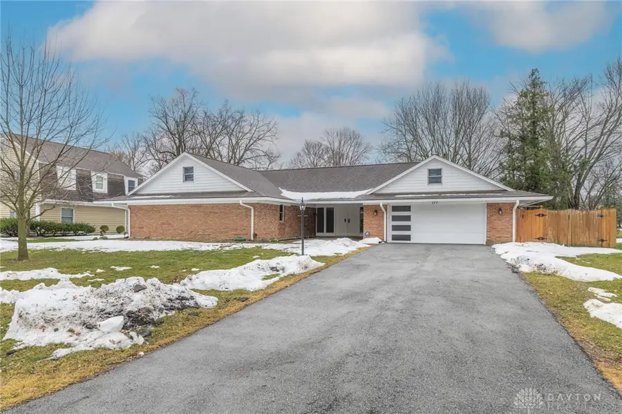 211 Whittington Drive, Centerville, OH 45459 - #2