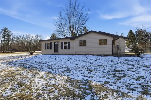 12130 Lakefront Drive, Hillsboro, OH 45133