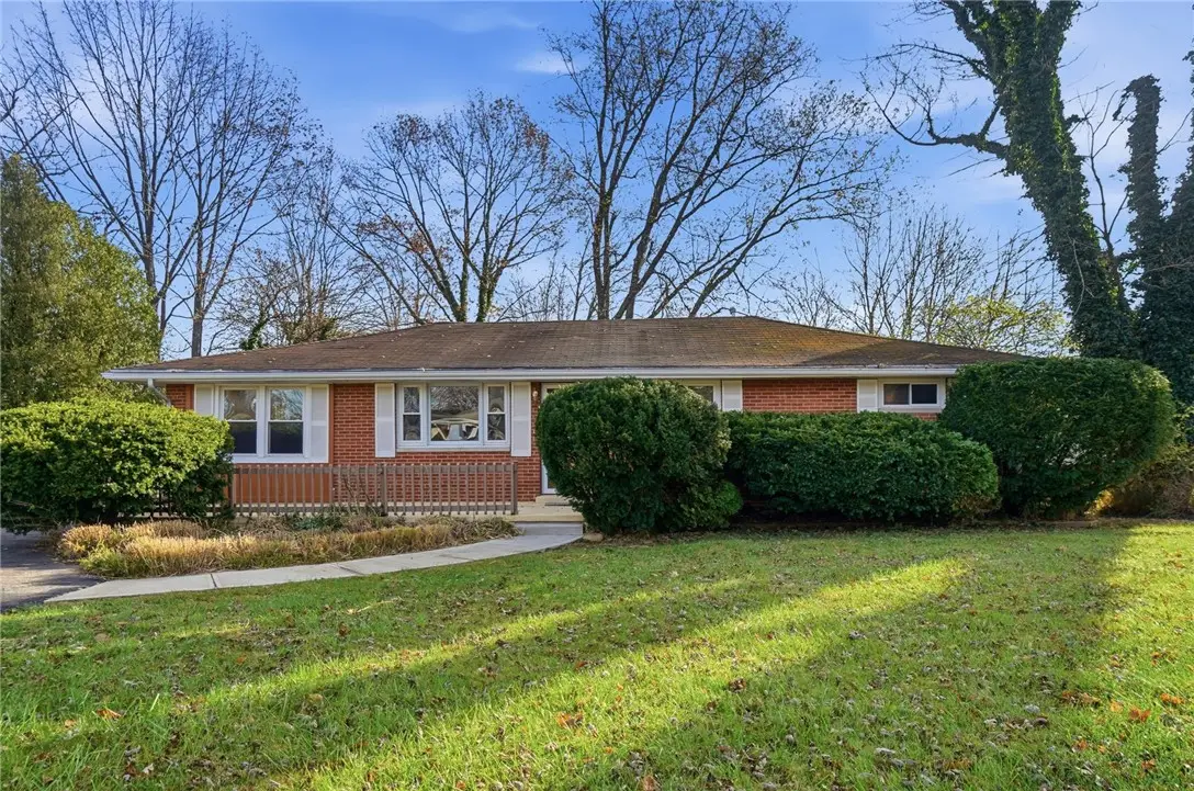 122 Parkhurst Road, Beavercreek, OH 45440 - #1