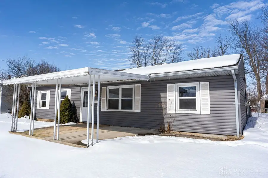 1122 Chalet Avenue, New Carlisle, OH 45344 - #2