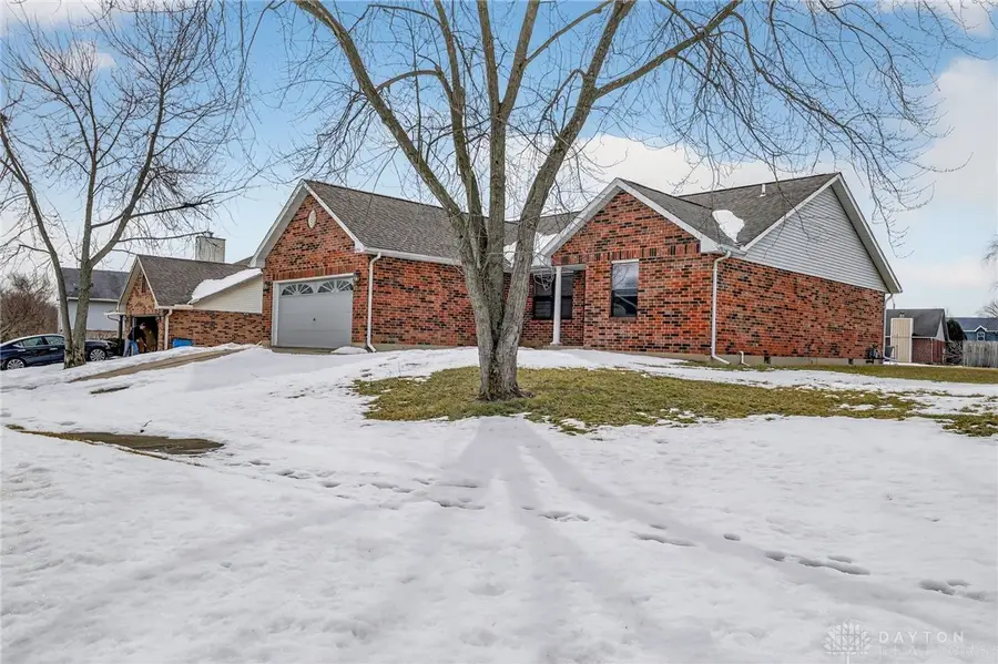 6800 Deer Bluff Drive, Dayton, OH 45424 - #2