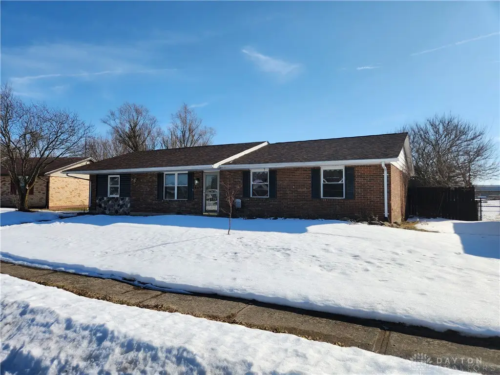 409 Chestnut Drive, Eaton, OH 45320 - #1