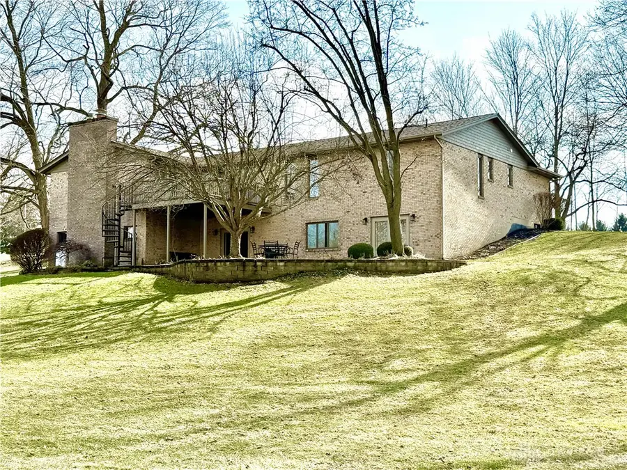 1735 Stockham Drive, Piqua, OH 45356 - #2