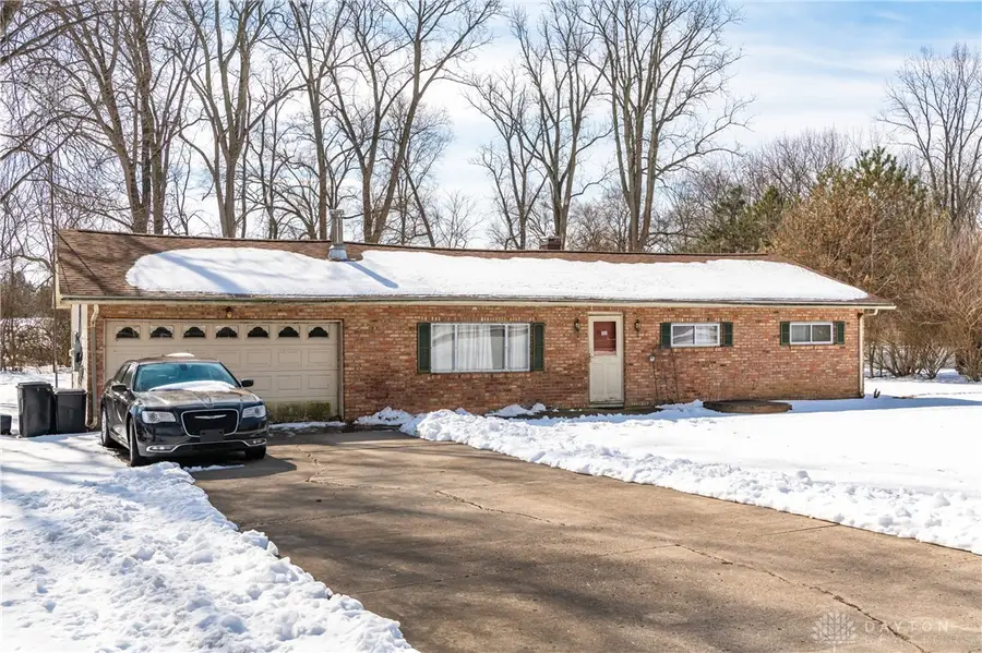 7477 Rebecca Drive, South Vienna, OH 45369 - #3