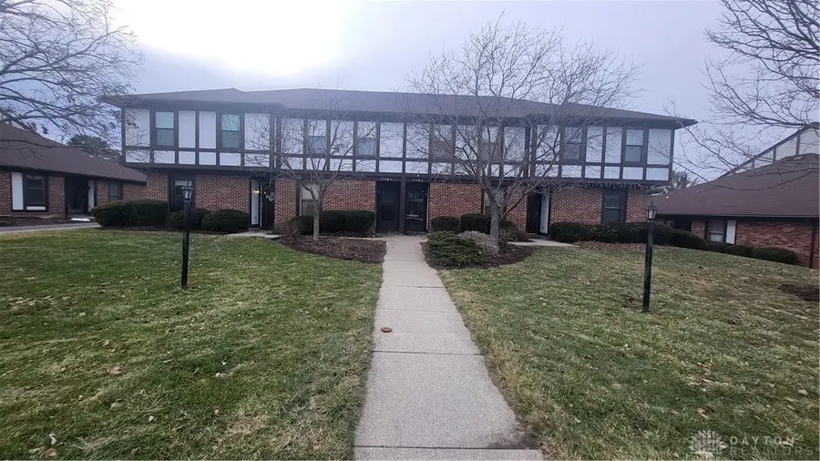 5585 Cobblegate Drive, Dayton, OH 45449 - #2