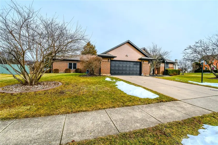 1374 Rose Lake Drive, Bellbrook, OH 45305 - #2