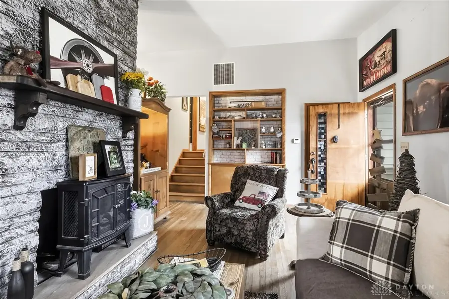 76 Chandler Avenue, London, OH 43140 - #3