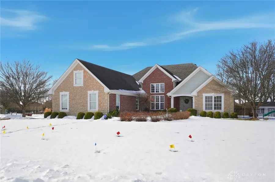 986 Brookwood Drive, Troy, OH 45373 - #2