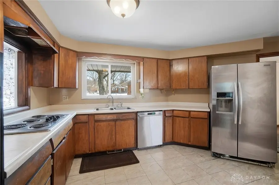 2051 Hamlet Drive, Dayton, OH 45440 - #3