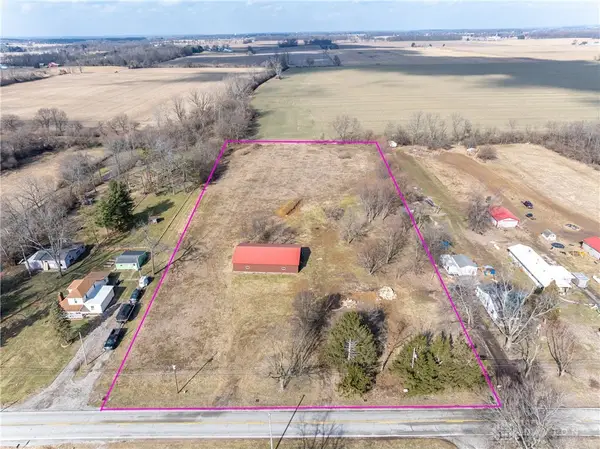 1226 E Jackson Road, Springfield, OH 45502