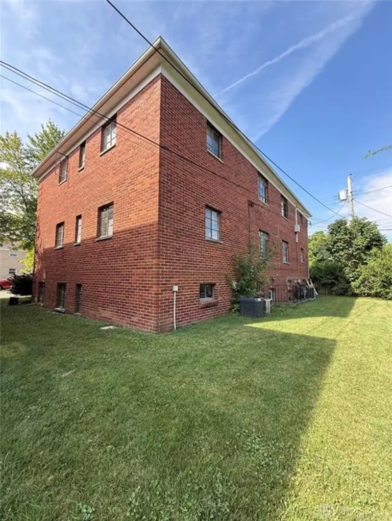 613 Gainsborough Road, Dayton, OH 45419 - #2