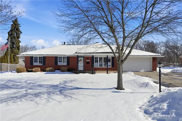 2755 Rockledge Trail, Beavercreek, OH 45430