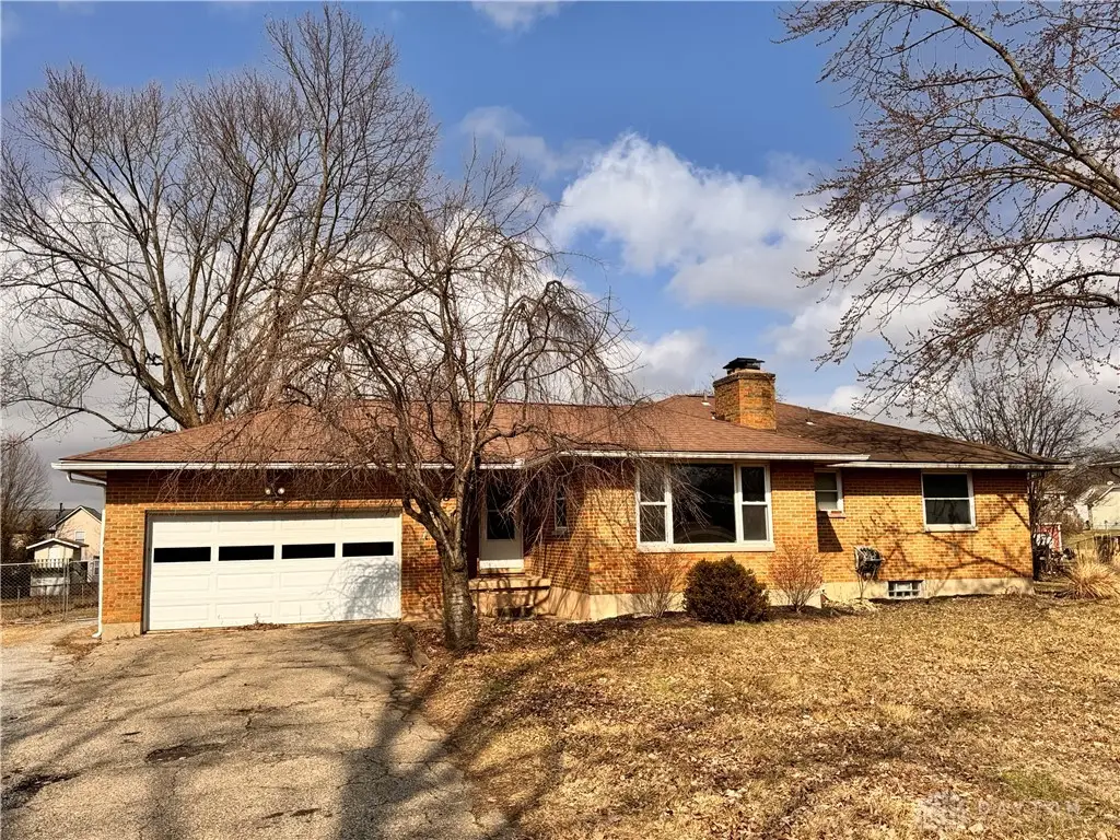 905 Old Springfield Road, Vandalia, OH 45377 - #1