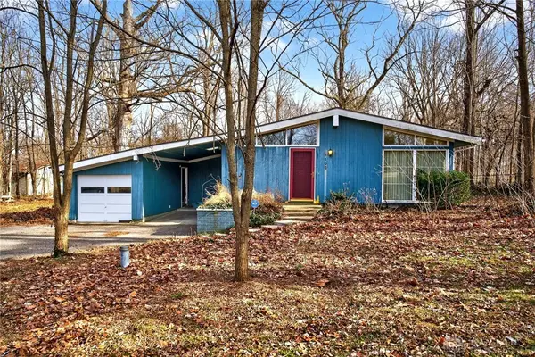 1104 Mcbee Road, Bellbrook, OH 45305