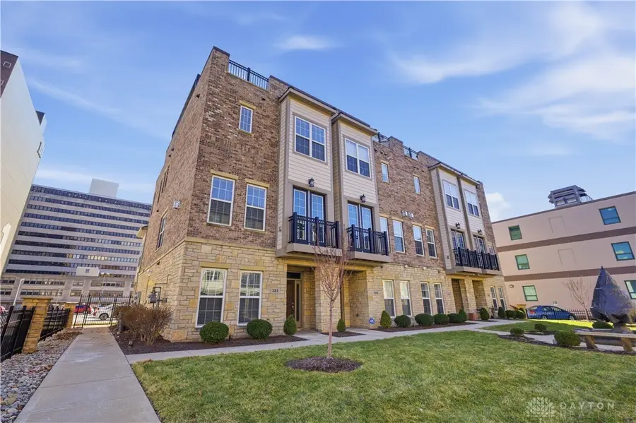 121 Lowe Lane, Dayton, OH 45402 - #3