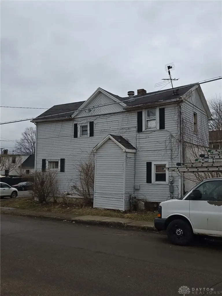 3202 E 5th Street, Dayton, OH 45403 - #3