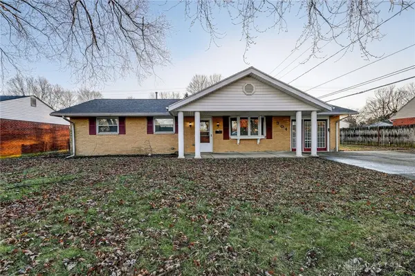 304 Applegate Road, Englewood, OH 45322