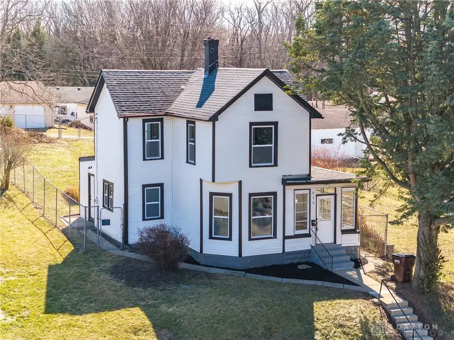 613 E 2nd Street, Xenia, OH 45385 - #2