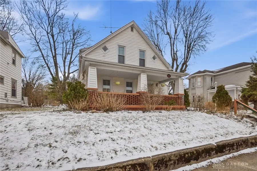 920 Oak Street, Springfield, OH 45505 - #2