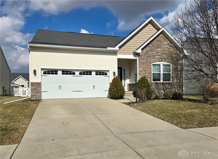 4362 Bergamot Drive, Tipp City, OH 45371 - #2