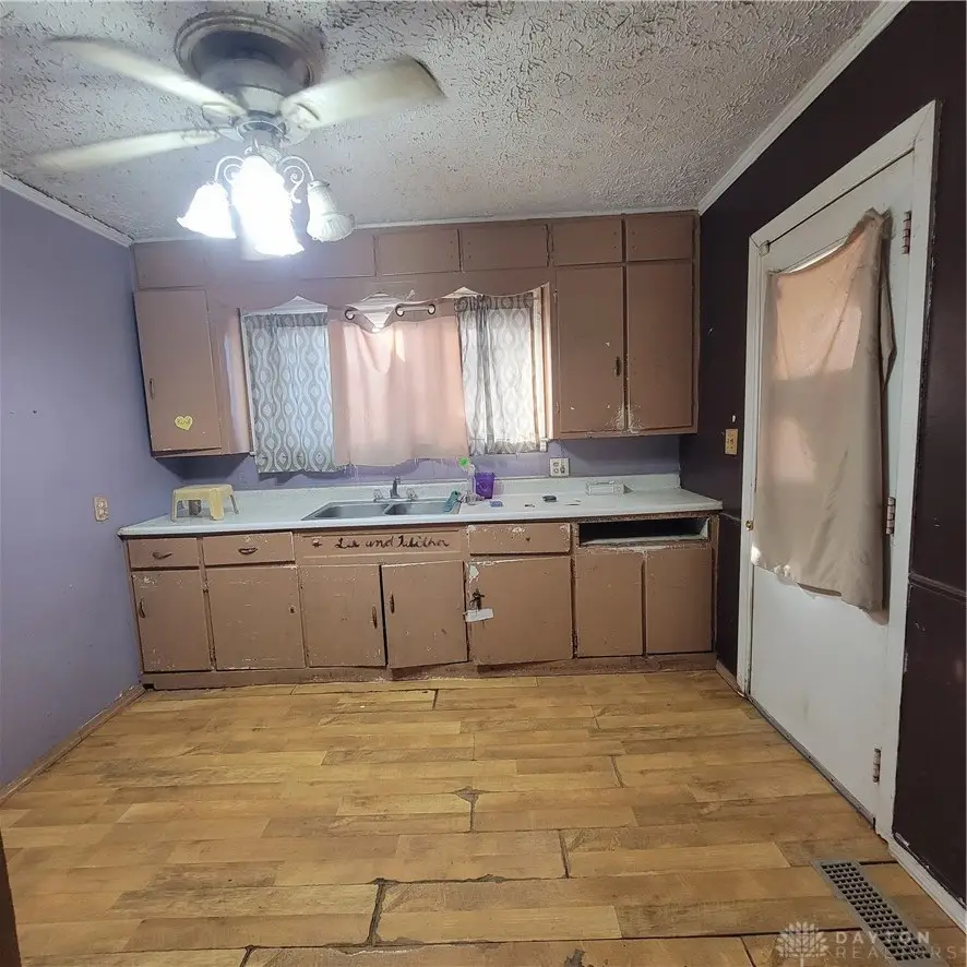 1837 Burrowes Boulevard, Fairborn, OH 45324 - #3