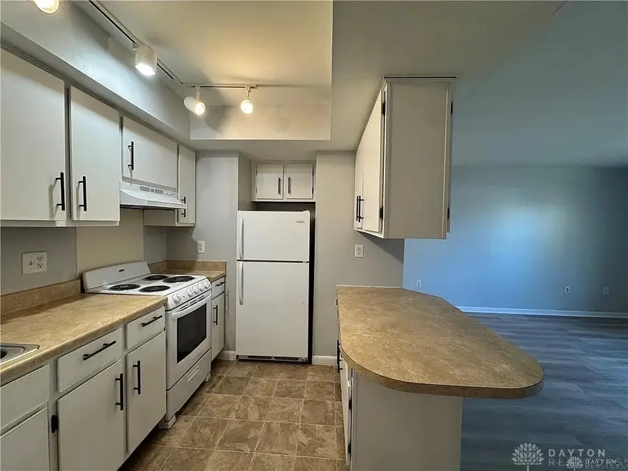 30 Poinciana Drive, Dayton, OH 45459 - #3